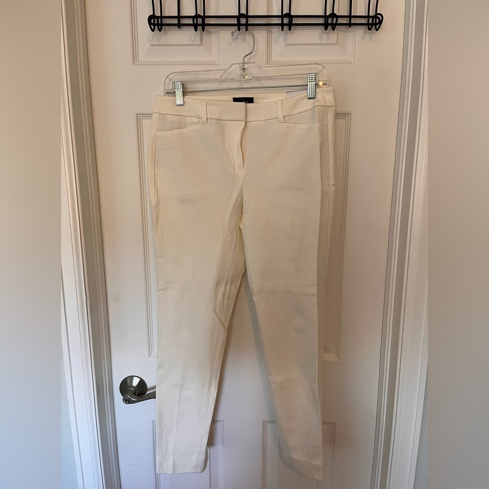 NWT Banana Republic The sponge Slim Ankle Pant in Ecru, Size 4